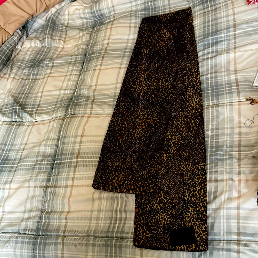 New/mink touch 100% polyester velvet leopard panther scarf
